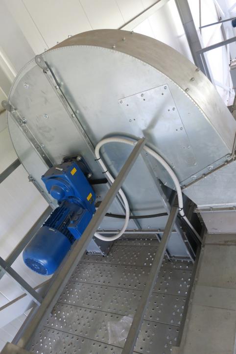 Machines from the biofuel production plant<br>
-5